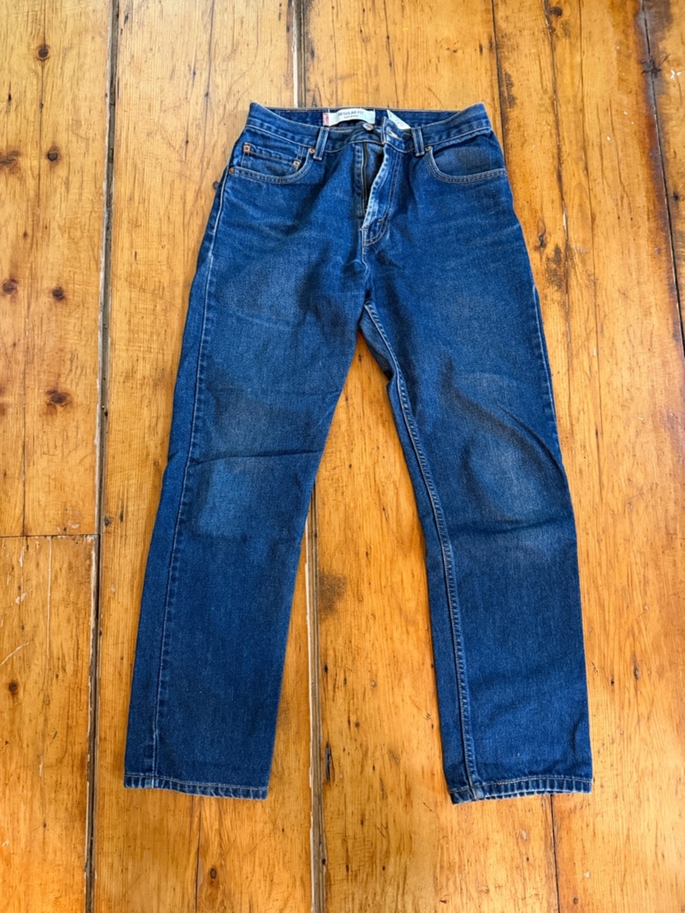 Levis 505 30x30 means dark blue jeans